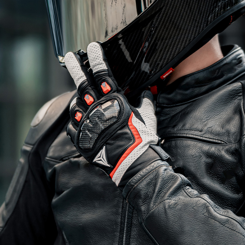 MOTOWOLF | How to choose a pair of motorcycle gloves that suits you?